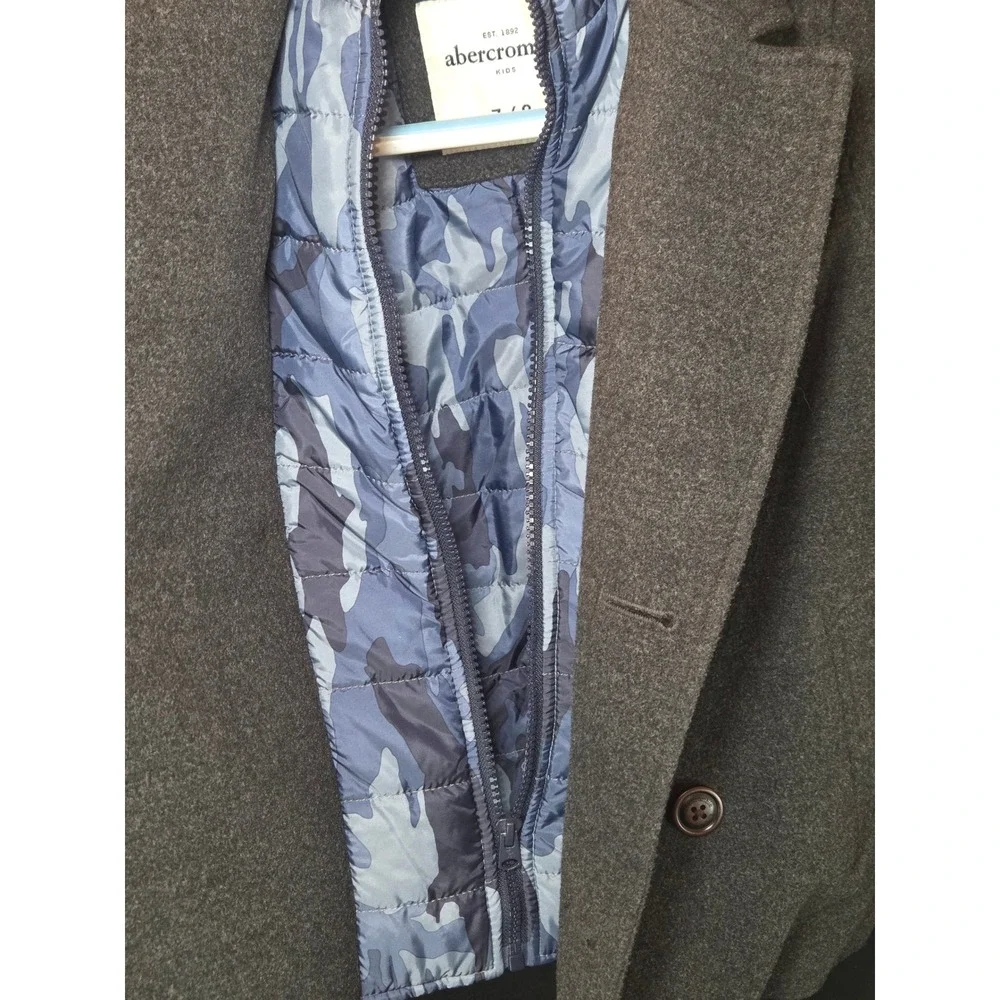Abercrombie Kids Gray Double Breasted Pea Coat Jacket Blue‎ Camo Lining Size 7/8